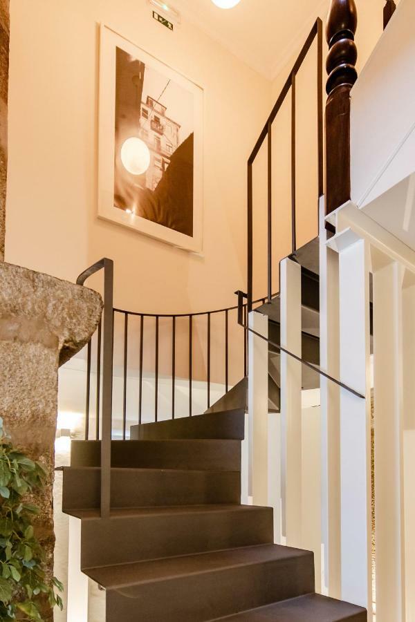 Amazing Penthouse Apartment In Historic Porto Bagian luar foto